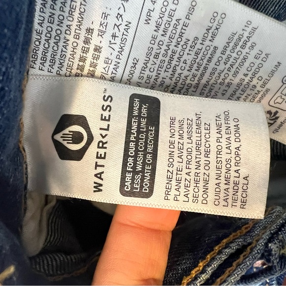 Levi’s rib cage wide leg high rise jeans medium wash 90s inspired - Picture 6 of 6